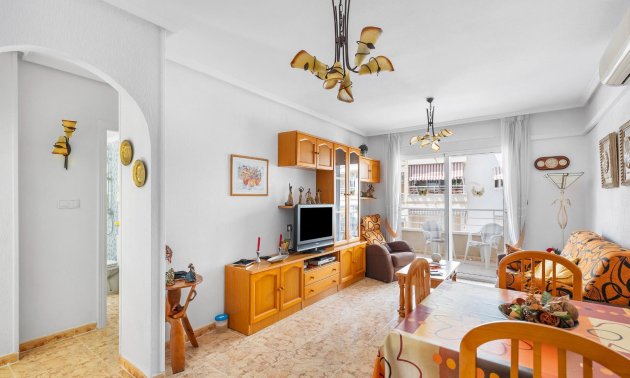 Resale - Apartment / flat -
Torrevieja - Estacion de autobuses