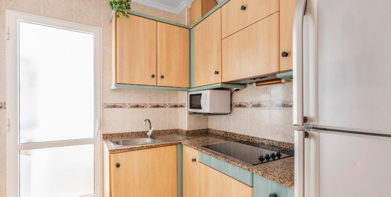 Resale - Apartment / flat -
Torrevieja - Estacion de autobuses
