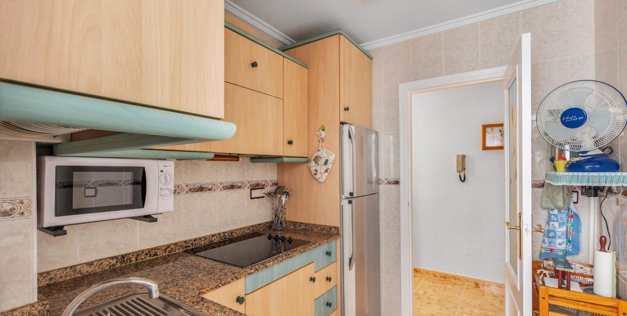 Resale - Apartment / flat -
Torrevieja - Estacion de autobuses