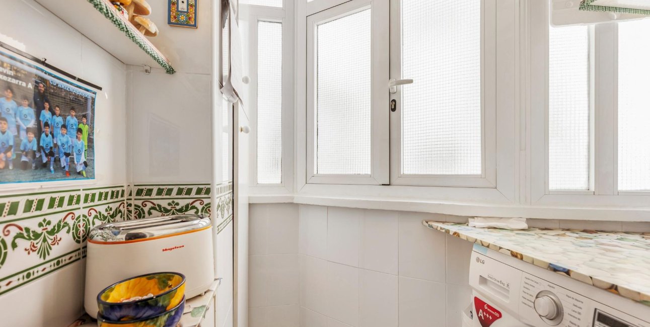 Resale - Apartment / flat -
Torrevieja - Estacion de autobuses