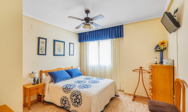Resale - Apartment / flat -
Torrevieja - Estacion de autobuses