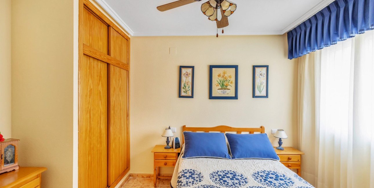 Resale - Apartment / flat -
Torrevieja - Estacion de autobuses
