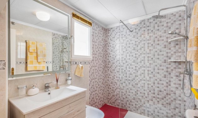Resale - Apartment / flat -
Torrevieja - Estacion de autobuses