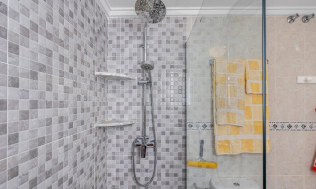 Resale - Apartment / flat -
Torrevieja - Estacion de autobuses