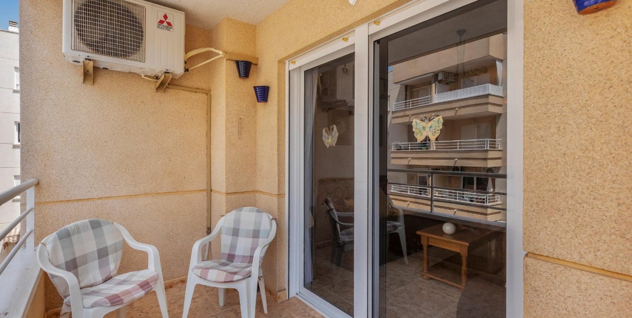 Resale - Apartment / flat -
Torrevieja - Estacion de autobuses