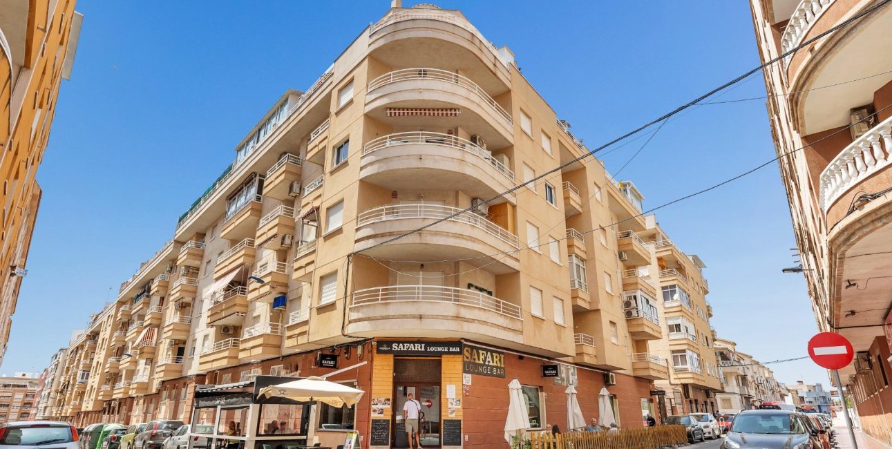 Resale - Apartment / flat -
Torrevieja - Estacion de autobuses