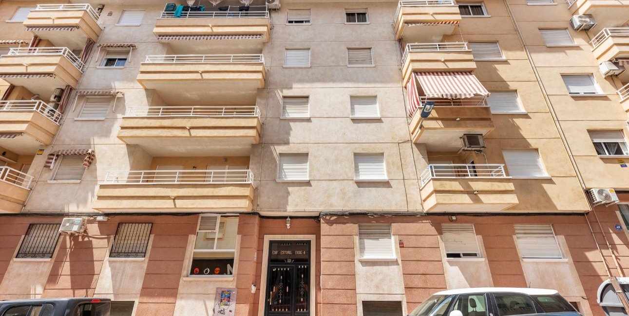 Resale - Apartment / flat -
Torrevieja - Estacion de autobuses