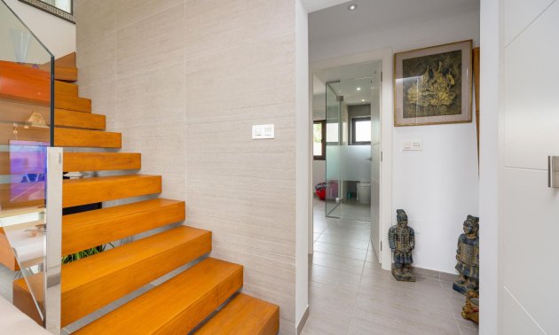 Reventa - Villa -
Rojales