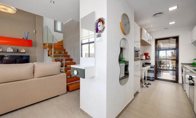 Reventa - Villa -
Rojales