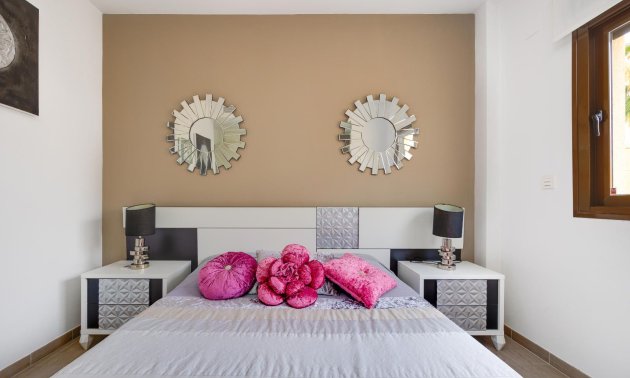 Reventa - Villa -
Rojales