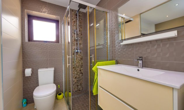 Reventa - Villa -
Rojales