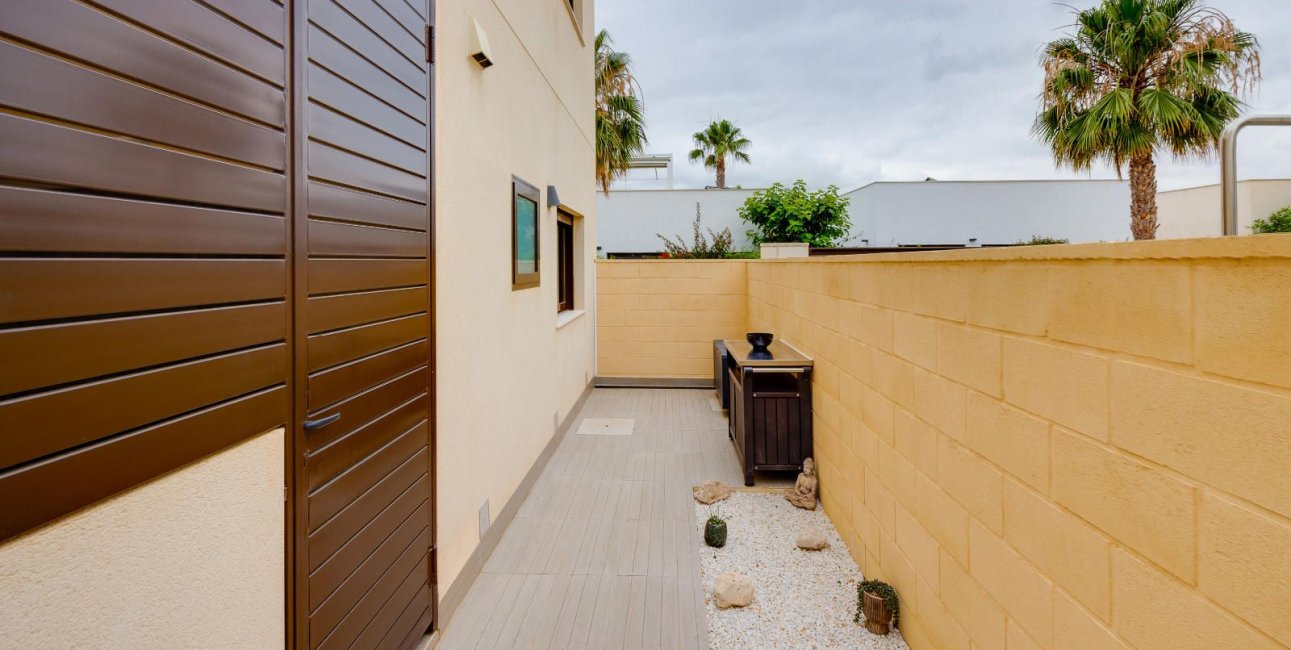 Reventa - Villa -
Rojales