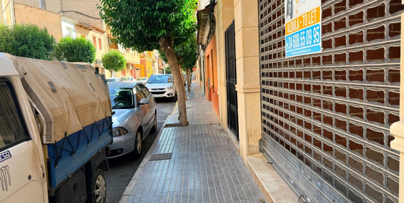 New Build - Commercial -
Almoradí - Almoradí Centro