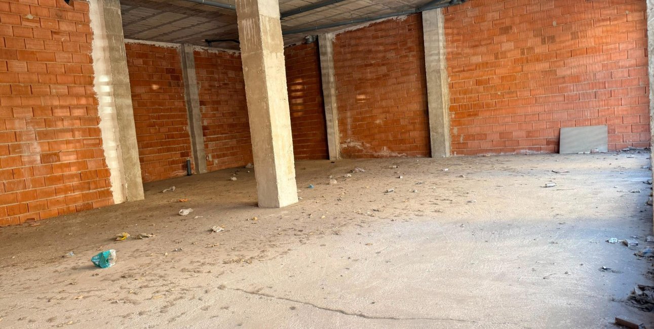 New Build - Commercial -
Almoradí - Almoradí Centro