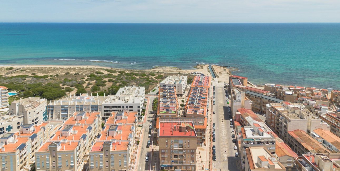 Resale - Apartment / flat -
Torrevieja - La Mata