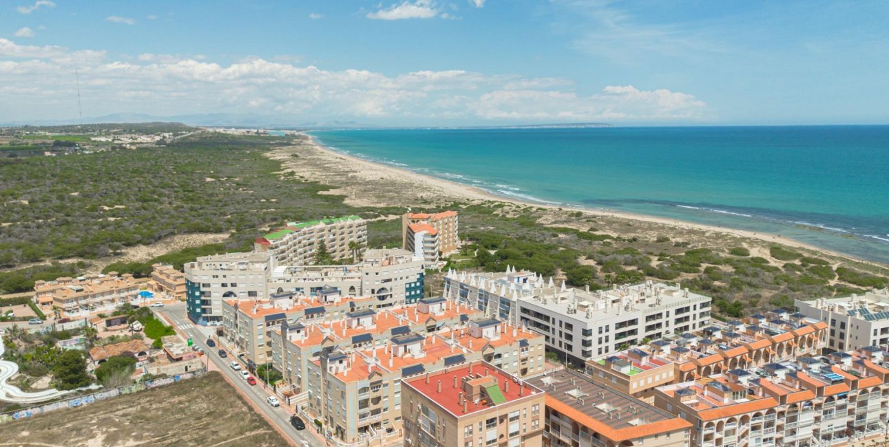 Resale - Apartment / flat -
Torrevieja - La Mata