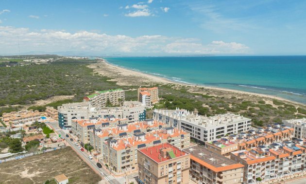 Resale - Apartment / flat -
Torrevieja - La Mata