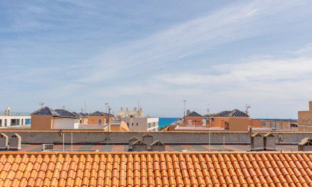 Resale - Apartment / flat -
Torrevieja - La Mata