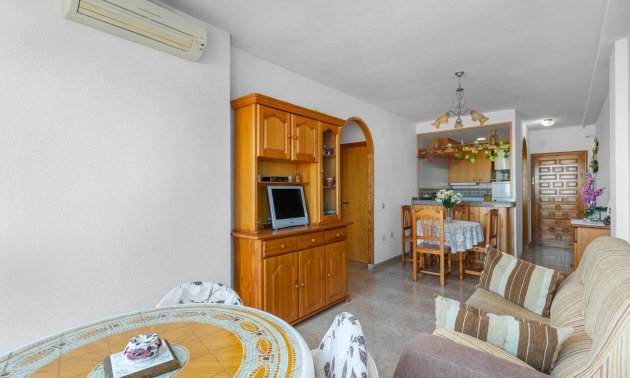 Resale - Apartment / flat -
Torrevieja - La Mata