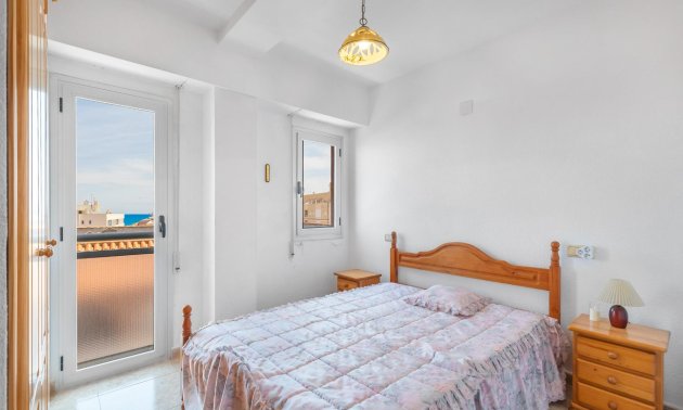 Resale - Apartment / flat -
Torrevieja - La Mata
