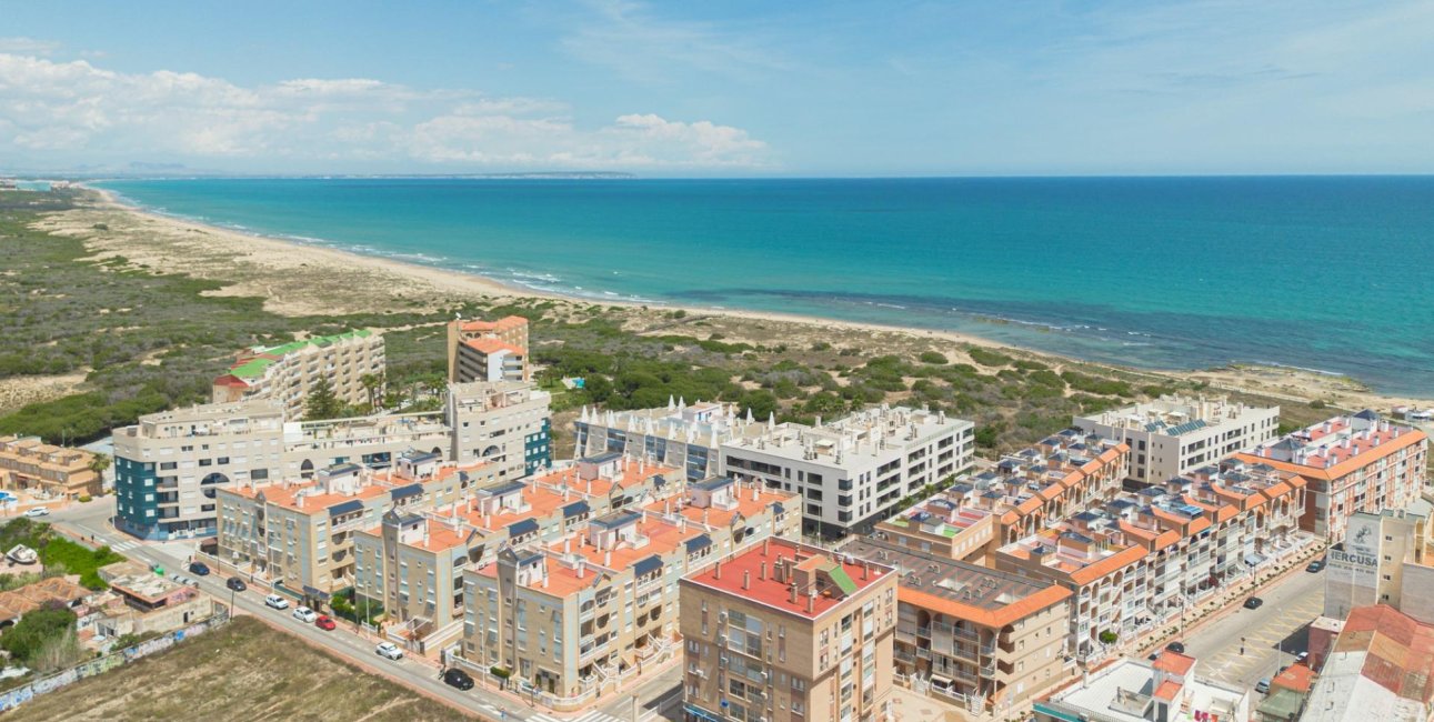 Resale - Apartment / flat -
Torrevieja - La Mata