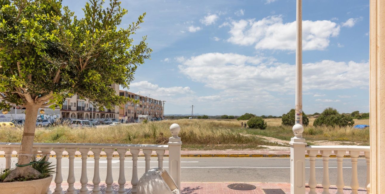 Resale - Apartment / flat -
Torrevieja - La Mata