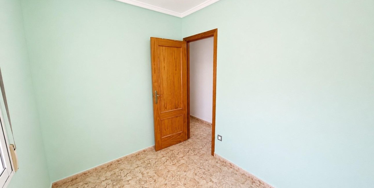 Resale - Penthouse -
Torrevieja - Estacion de autobuses