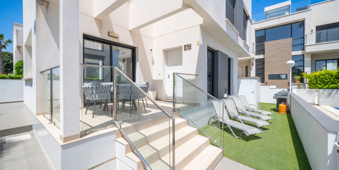 Resale - Villa -
Ciudad Quesada - La Laguna