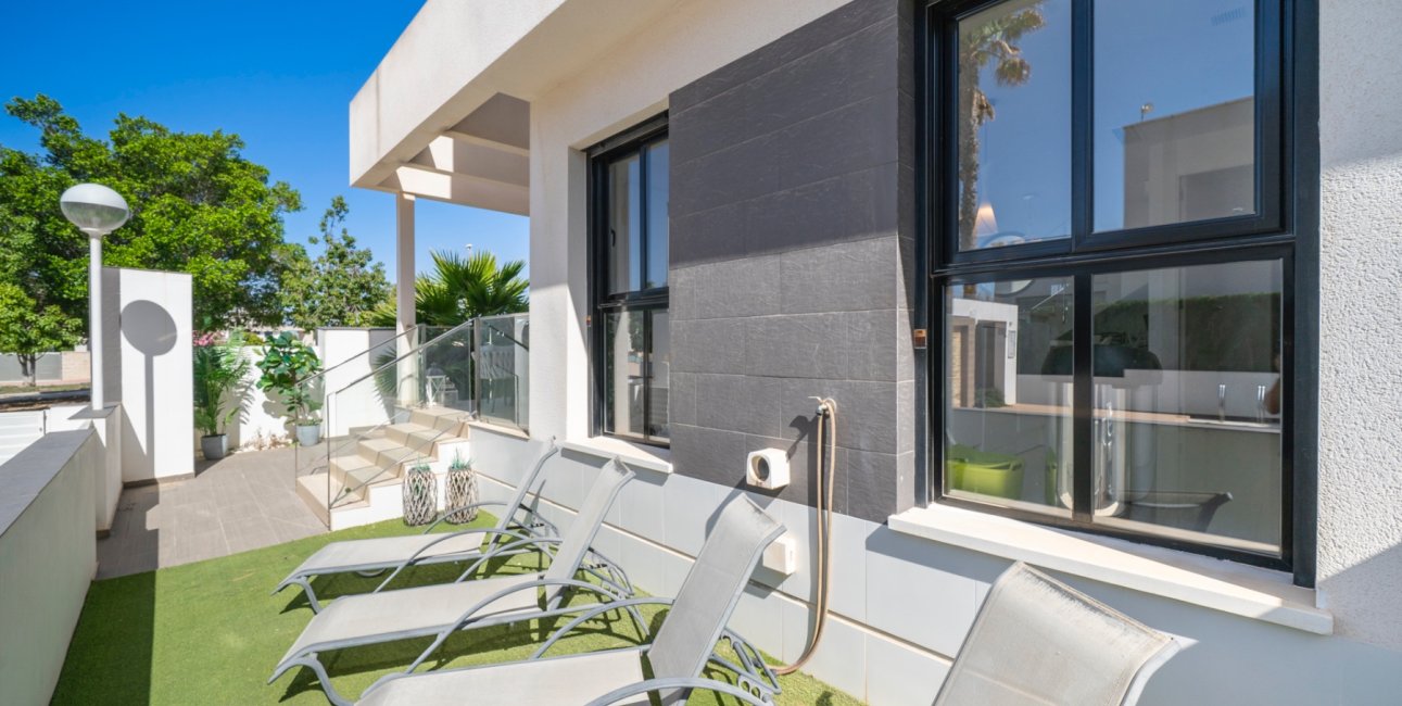 Resale - Villa -
Ciudad Quesada - La Laguna