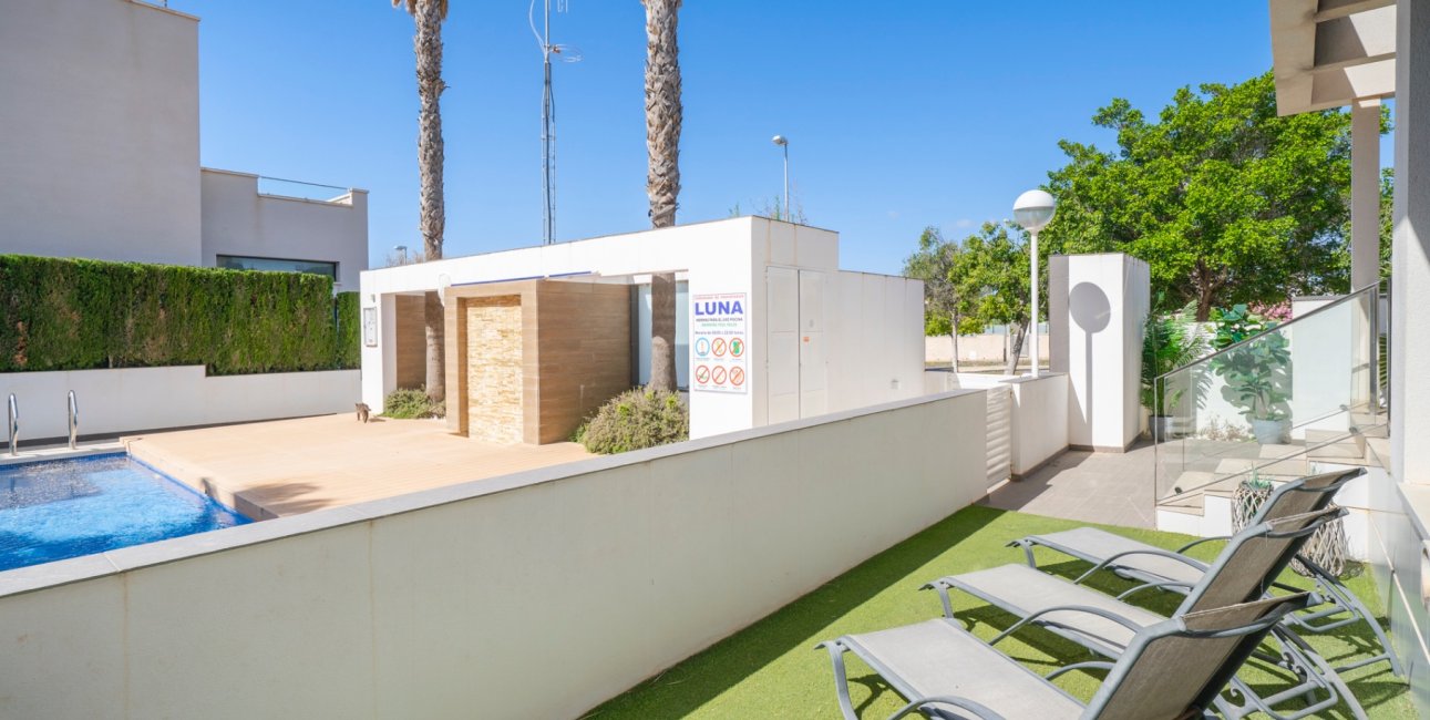 Resale - Villa -
Ciudad Quesada - La Laguna