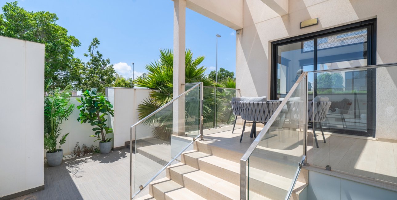 Resale - Villa -
Ciudad Quesada - La Laguna
