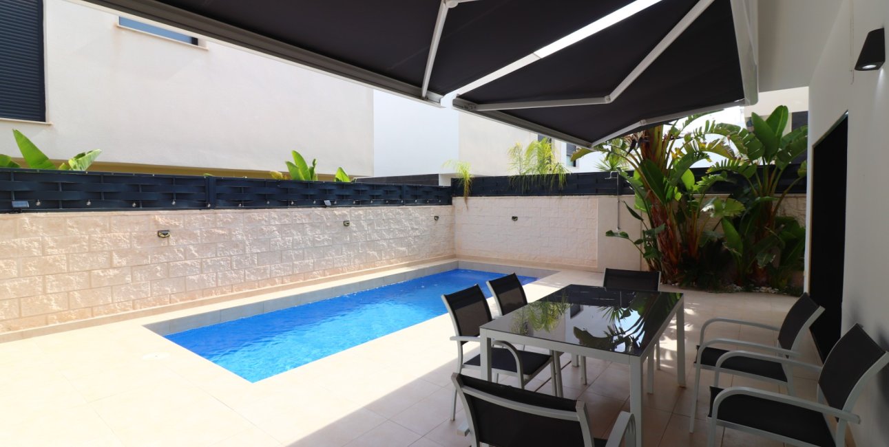 Resale - Townhouse -
Benijofar - Benijofar - Village