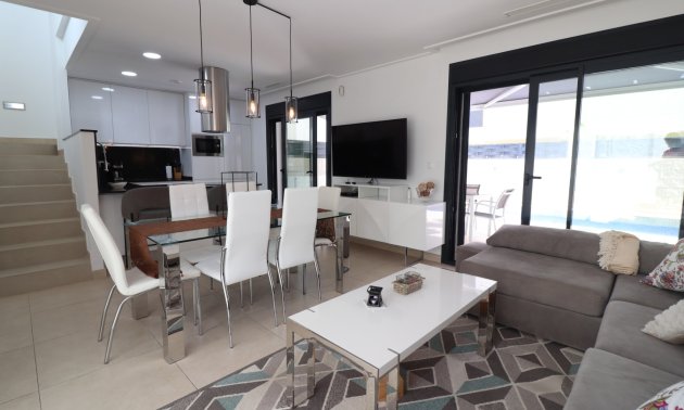 Resale - Townhouse -
Benijofar - Benijofar - Village