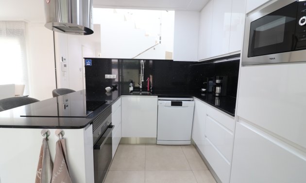 Resale - Townhouse -
Benijofar - Benijofar - Village