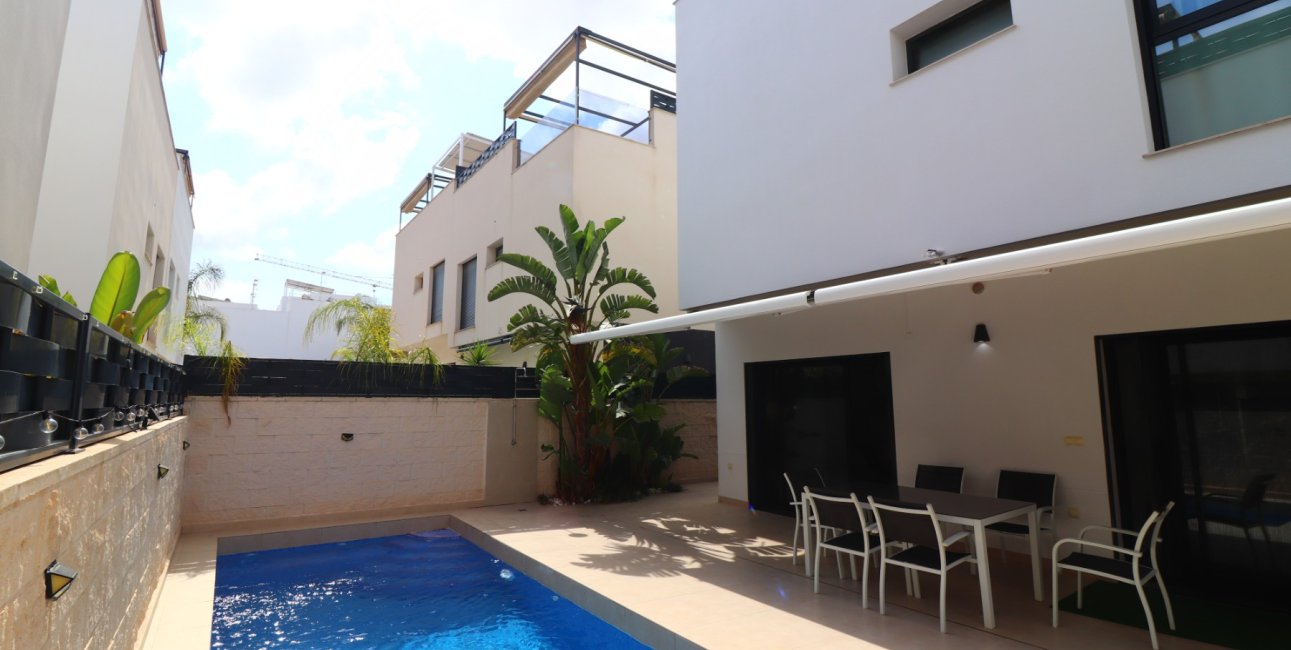 Resale - Townhouse -
Benijofar - Benijofar - Village