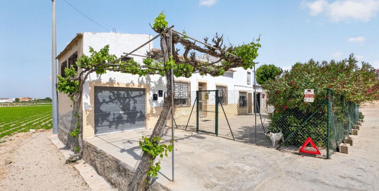Resale - Country House -
Orihuela - Los Desamparados