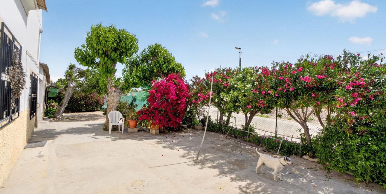 Resale - Country House -
Orihuela - Los Desamparados