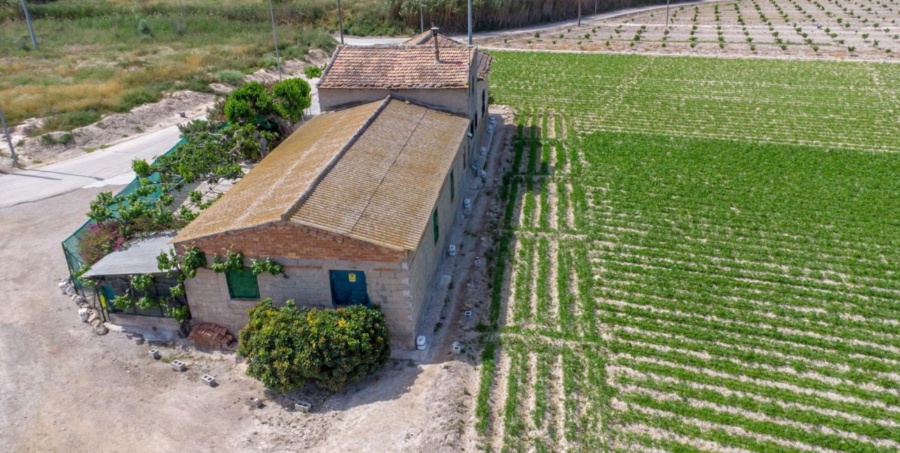 Resale - Country House -
Orihuela - Los Desamparados