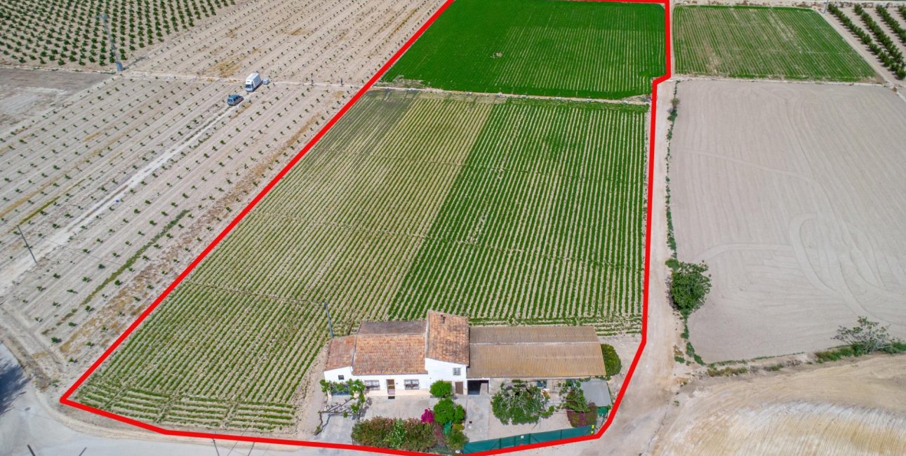 Resale - Country House -
Orihuela - Los Desamparados