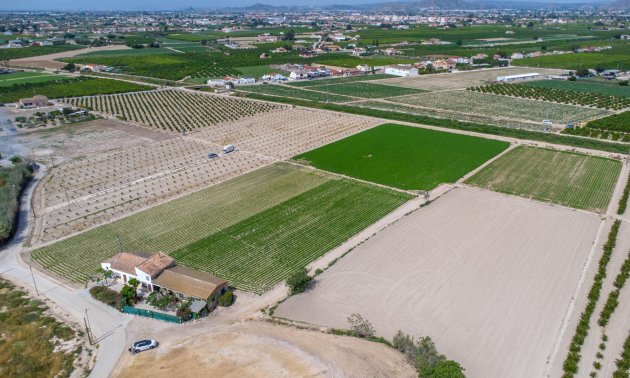 Resale - Country House -
Orihuela - Los Desamparados
