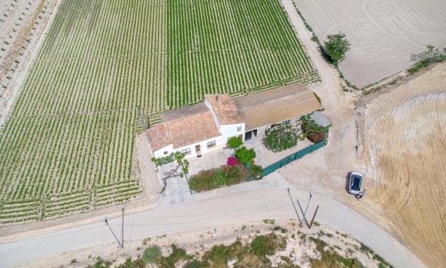 Resale - Country House -
Orihuela - Los Desamparados