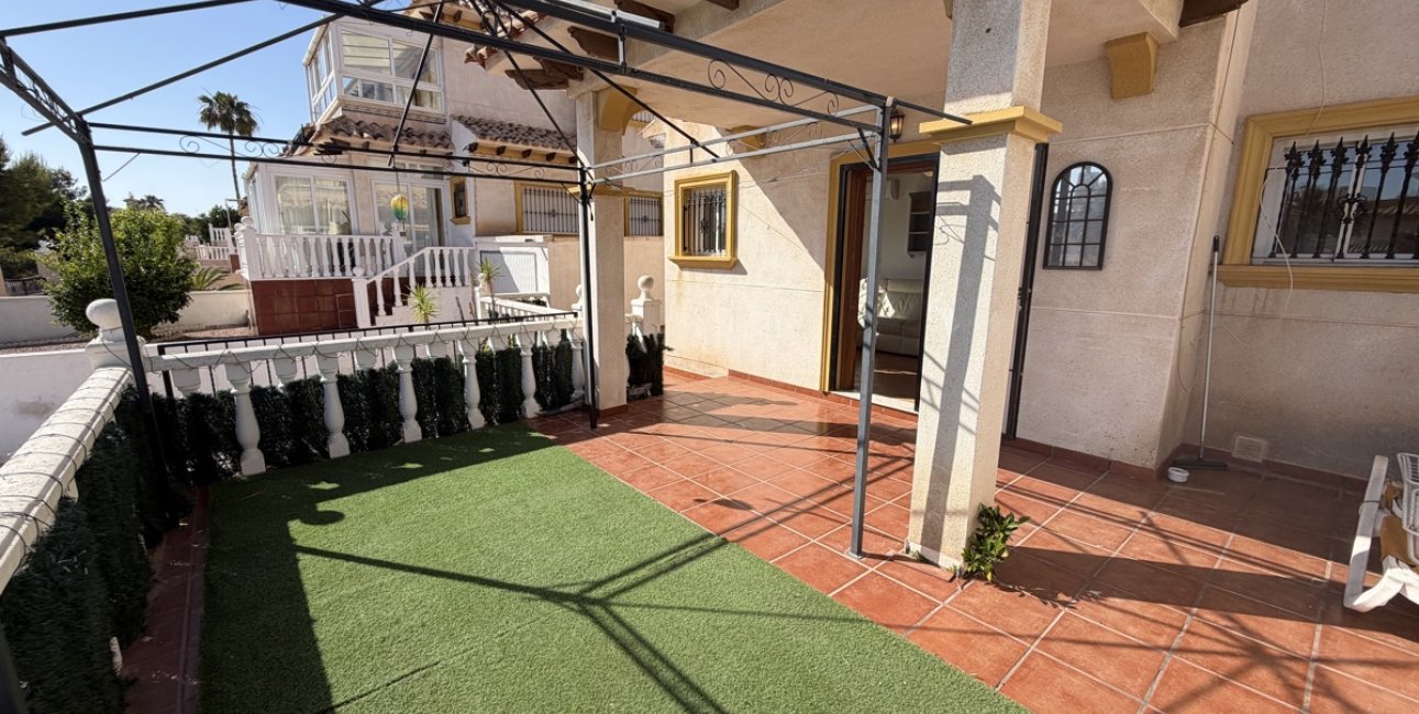 Resale - Townhouse -
Orihuela Costa - Playa Flamenca