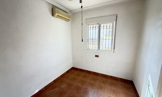 Resale - Townhouse -
Orihuela Costa - Playa Flamenca