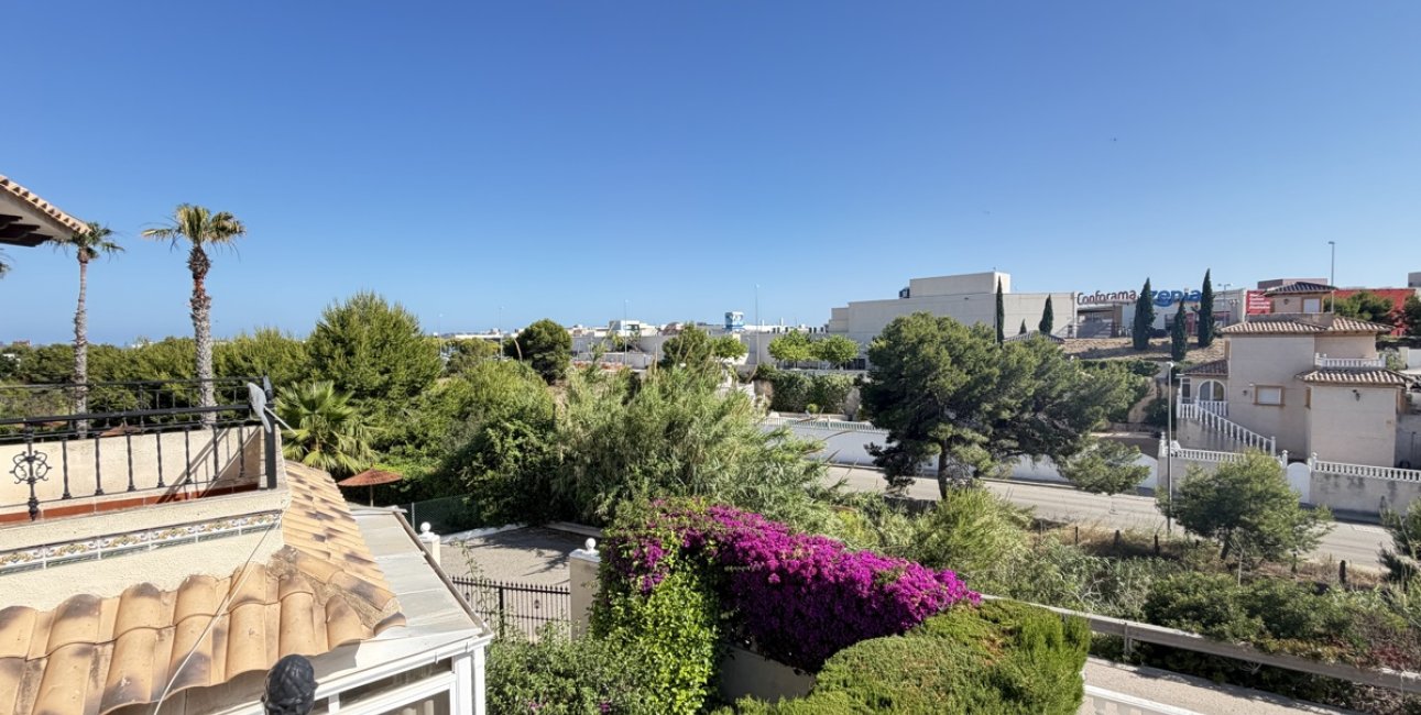 Resale - Townhouse -
Orihuela Costa - Playa Flamenca
