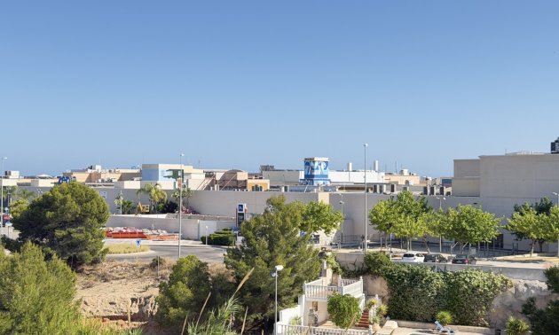 Resale - Townhouse -
Orihuela Costa - Playa Flamenca
