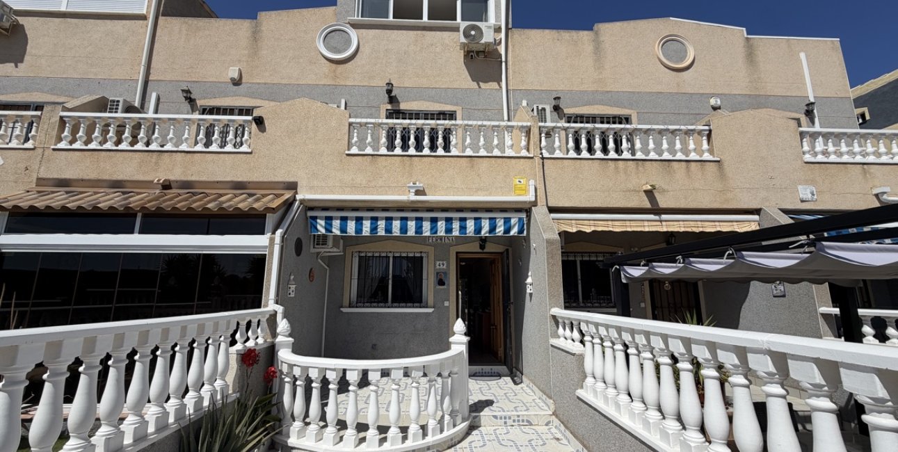 Resale - Townhouse -
Orihuela Costa - Playa Flamenca