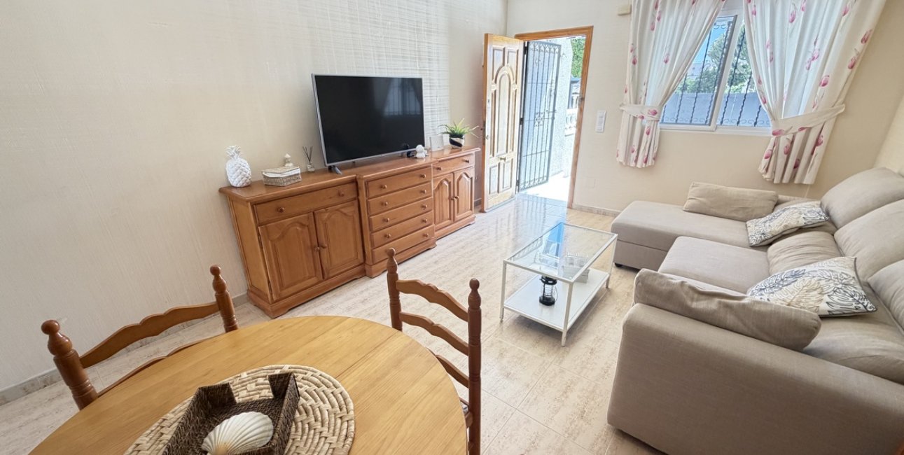 Resale - Townhouse -
Orihuela Costa - Playa Flamenca