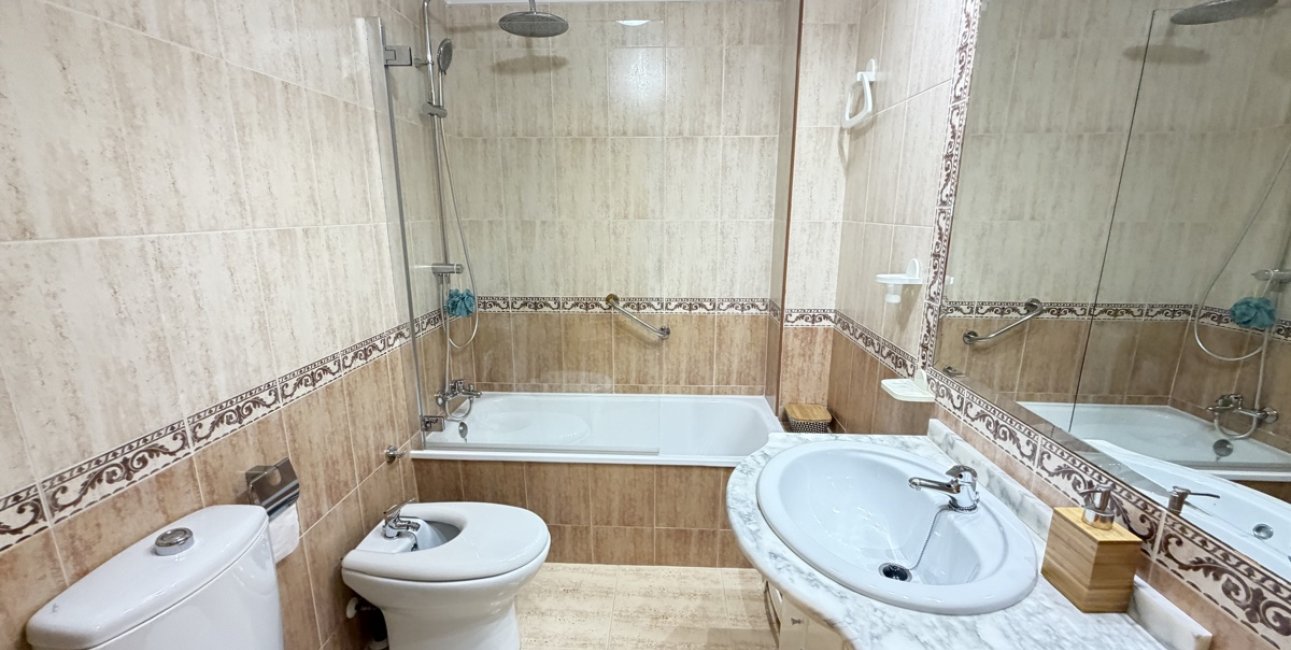Resale - Townhouse -
Orihuela Costa - Playa Flamenca