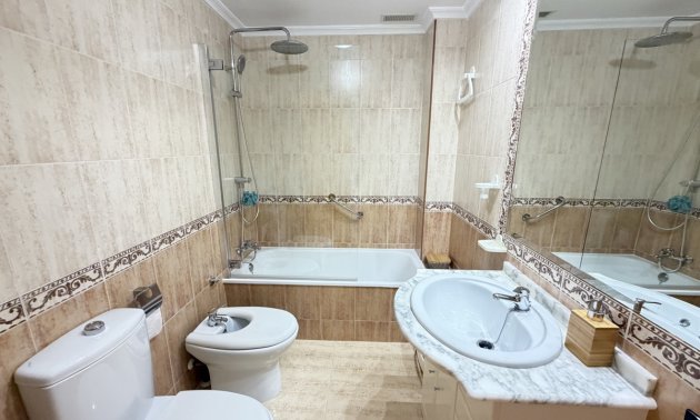 Resale - Townhouse -
Orihuela Costa - Playa Flamenca