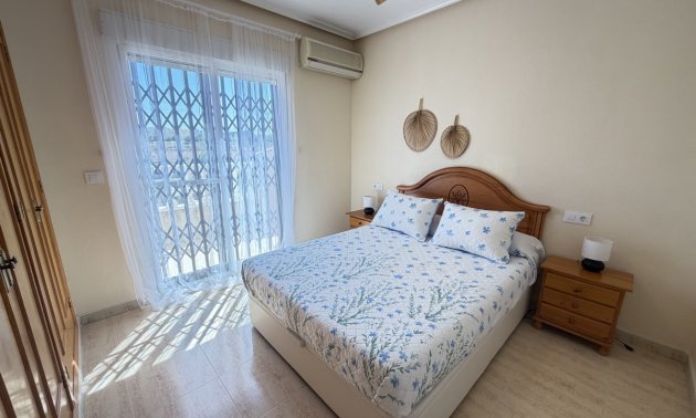 Resale - Townhouse -
Orihuela Costa - Playa Flamenca